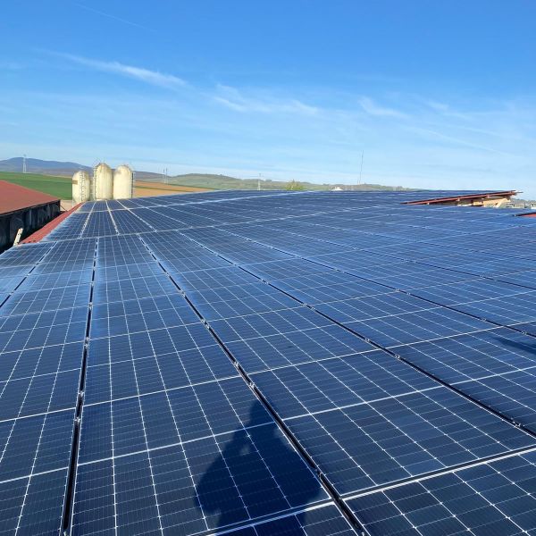 SOLAIREGIAMM - Entreprise spécialisée en énergie renouvelable et photovoltaïque