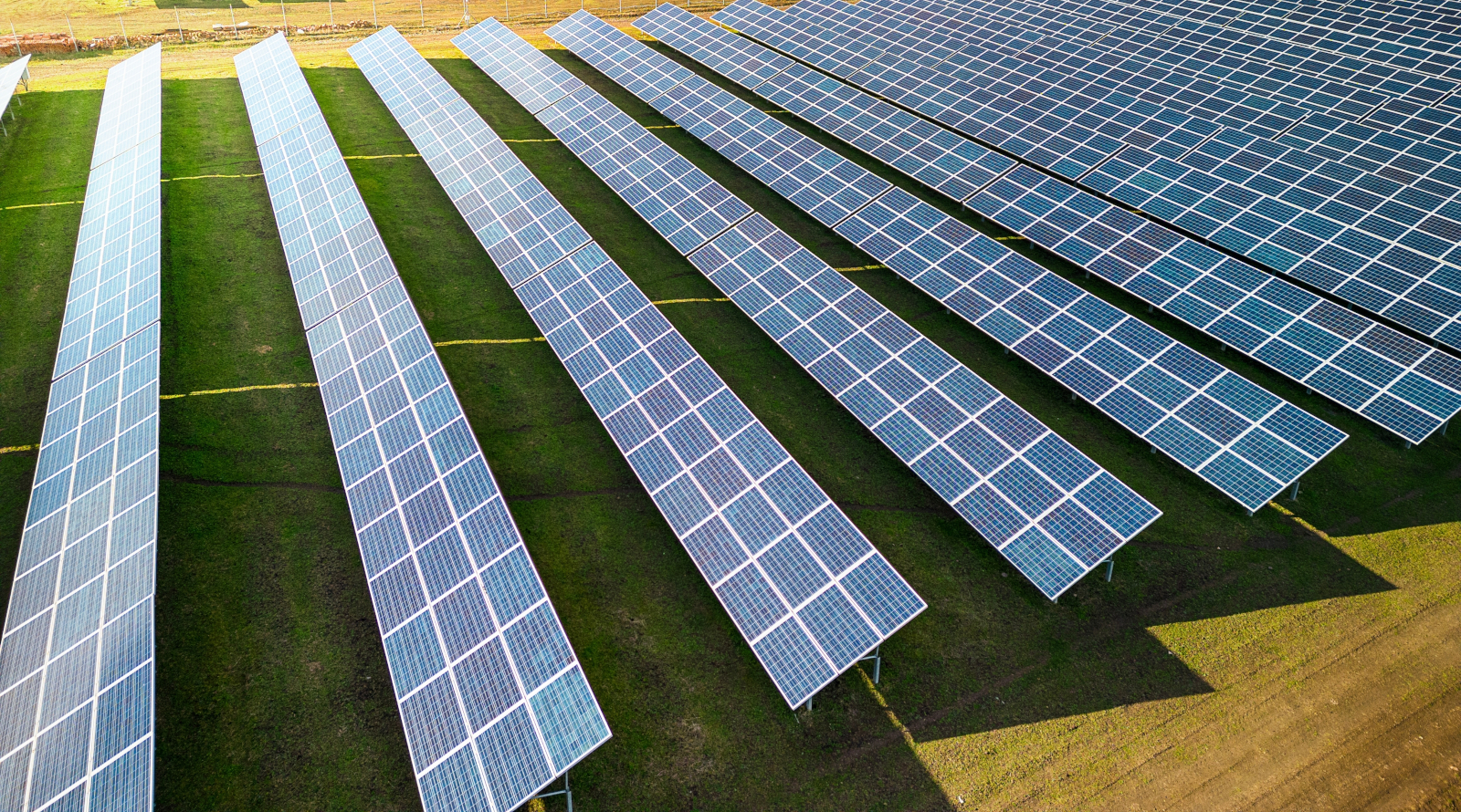 SOLAIREGIAMM -  Solutions photovoltaïques pour entreprises et professionnels